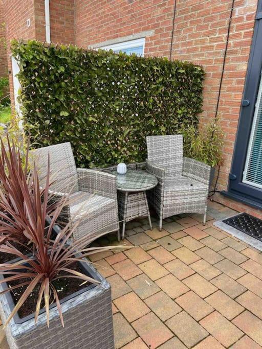 Luxury Mumbles View Studio Apartment Swansea Exterior foto